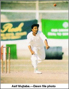 Asif Mujtuba - Age, Education, Score and Stats