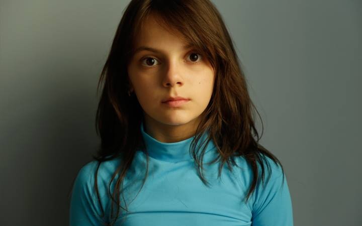 Dafne Keen Movies List Height Age Family Net Worth