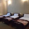 Khani&#039;s Hotel bedroom pic 1