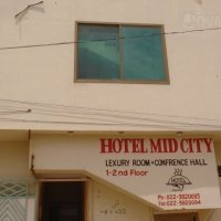 The Mid City Hotel 3