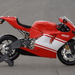 Ducati Desmosedici RR 2021