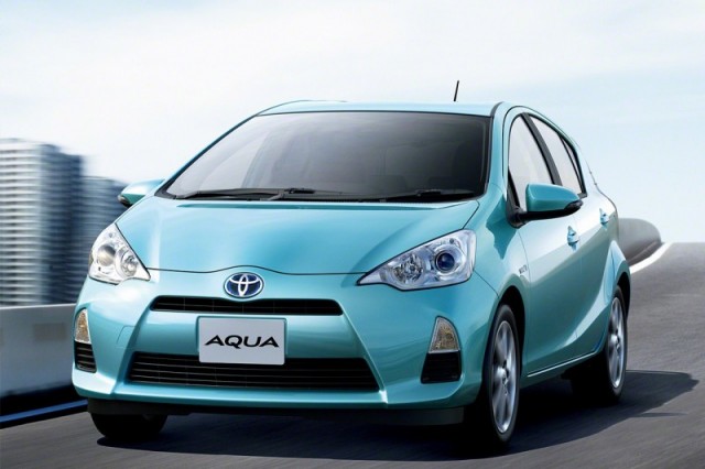 Toyota Aqua G 2021 (Automatic)