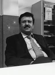 Dr Mahmood Hussain