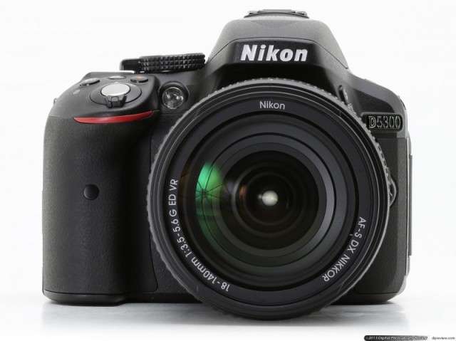 Nikon D5300 18-140-mm camera