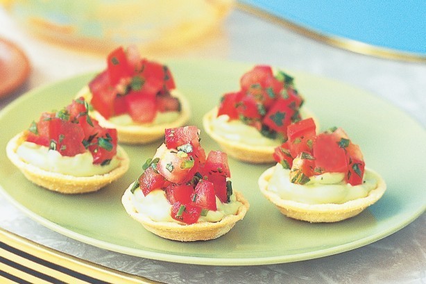 Pineapple Salsa Canapes