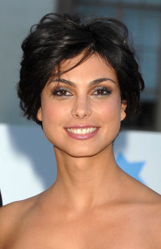 Morena Baccarin Movies List, Height, Age, Family, Net Worth