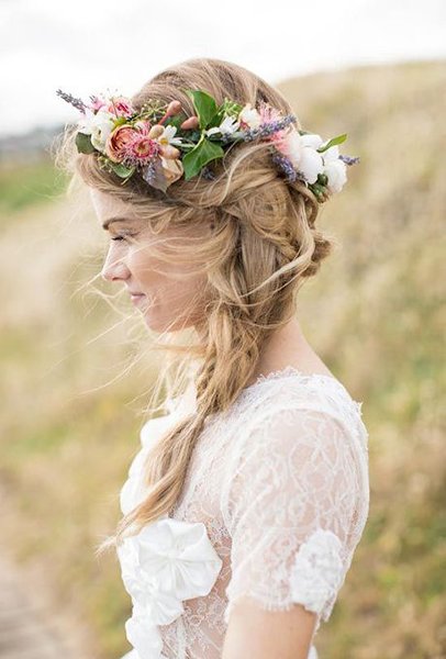 12 Summer Bridal HairStyles For Women-Gorgeous Wispy Locks And Flower Crown
