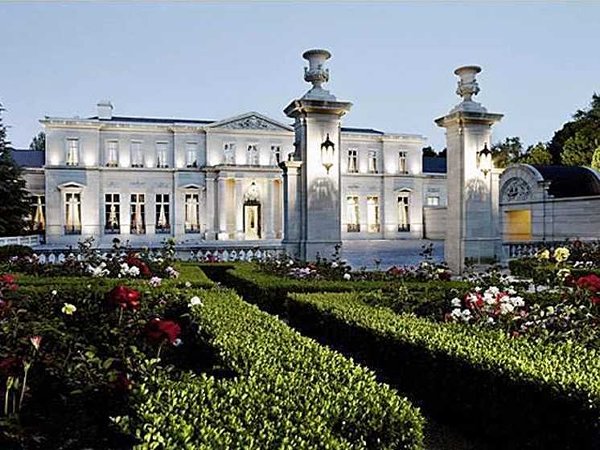 10 Most Expensive And Huge Mansions In The World-Fleur de Lys